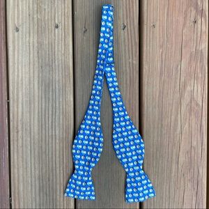 Vineyard Vines Bow Tie